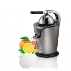 Citruseta Gorenje, okružena voćem